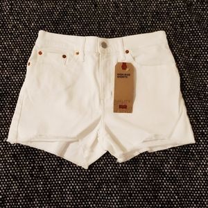 NWT Levi's shorts